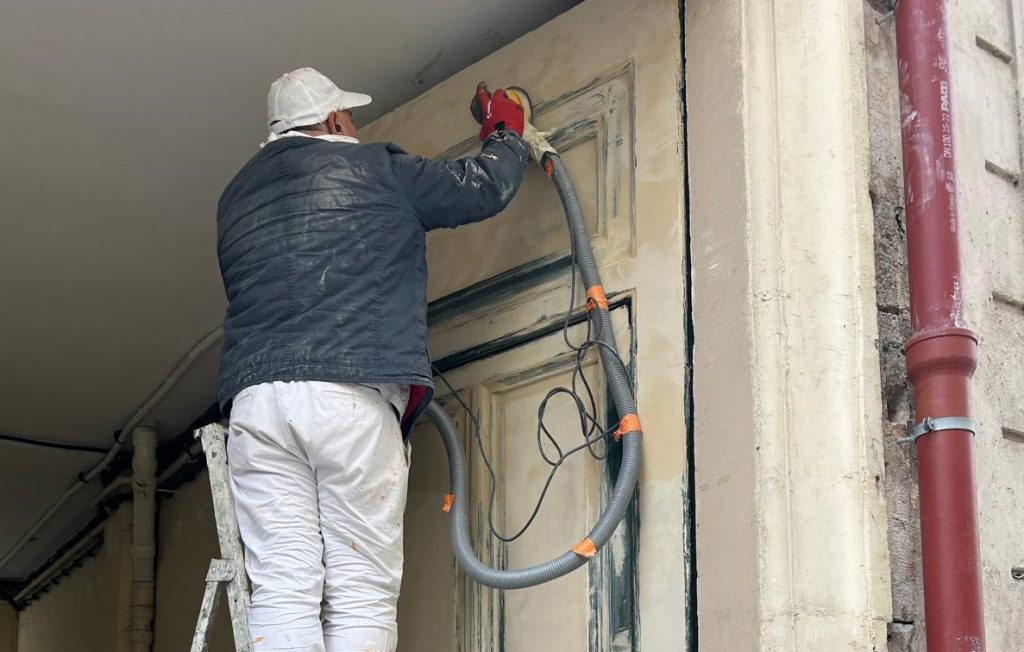 Rénovation complète des doubles portes cochères Paris 12ème